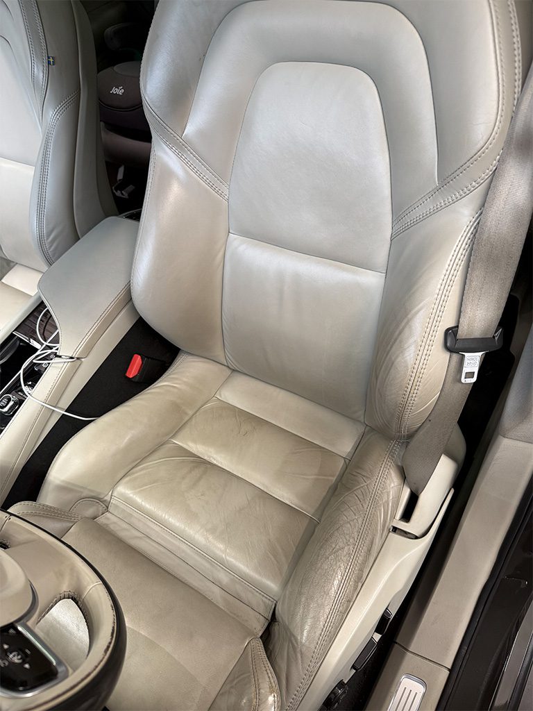 Volvo XC90 fotel kierowcy przed renowacją
